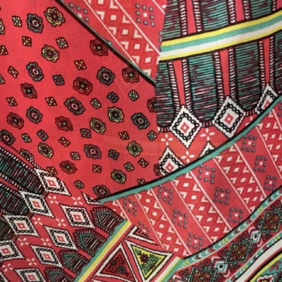 Nabee Women's Paisley Cold Shoulder Bell Sleeve Boho Crop Top Blouse Size Small - Picture 10 of 13